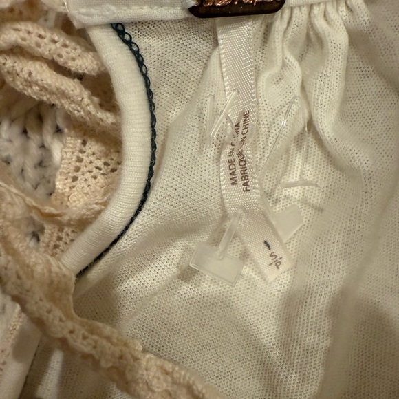 FREE PEOPLE WOMENS EMBROIDERY ON HOLIDAY
TOP SMALL CREAM COLOR - Picture 5 of 10
